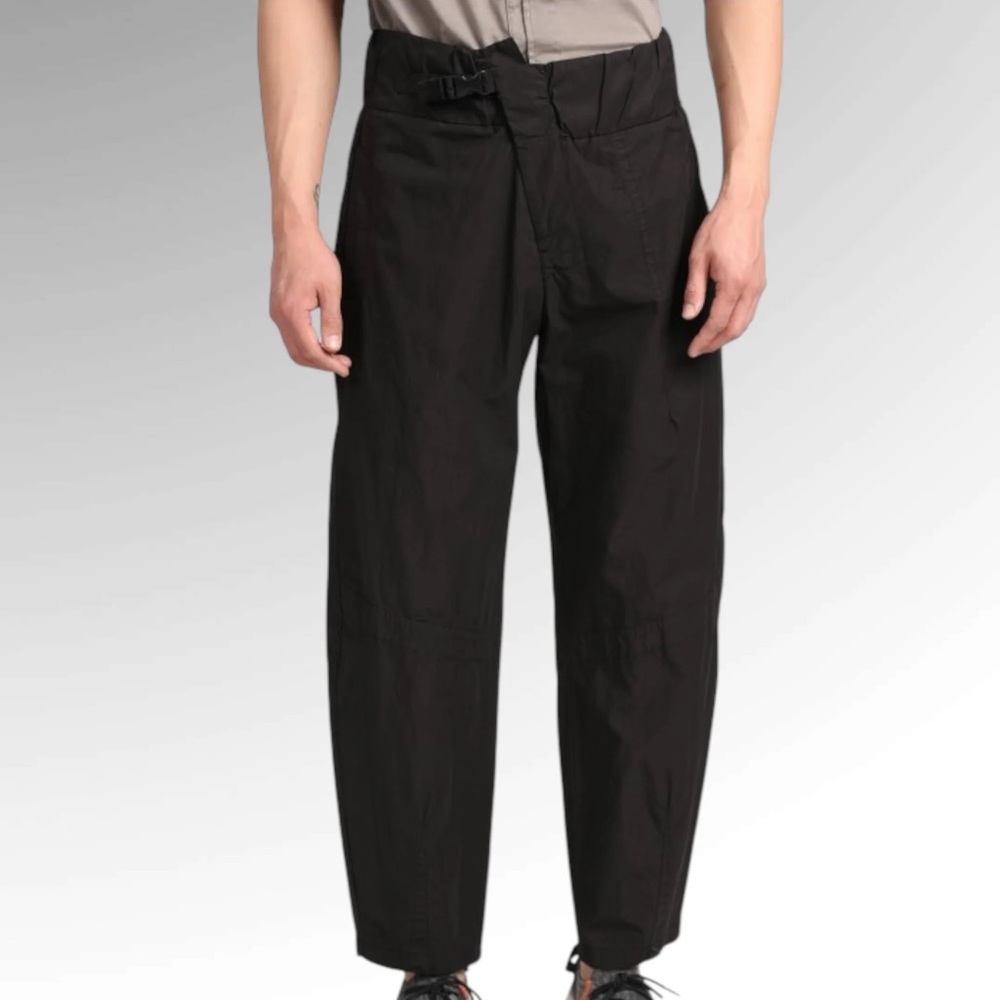 NWOT Syngman Cucala Pants Men’s 165 Black Gray Clip Buckle